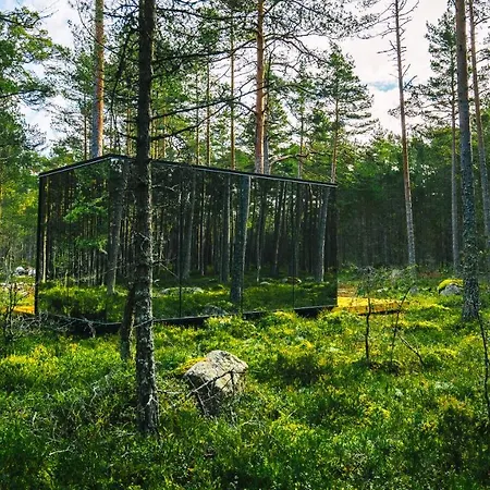 Oeoed Hoetels - Fika, Mysa , Skoent-with Sauna Apartment *