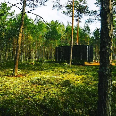 Oeoed Hoetels - Fika, Mysa , Skoent-with Sauna Apartment