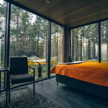 Oeoed Hoetels - Fika, Mysa , Skoent-with Sauna * Rooslepa