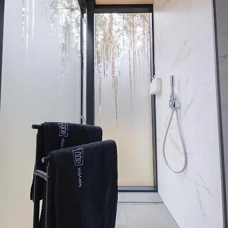 Oeoed Hoetels - Fika, Mysa , Skoent-with Sauna Apartment *