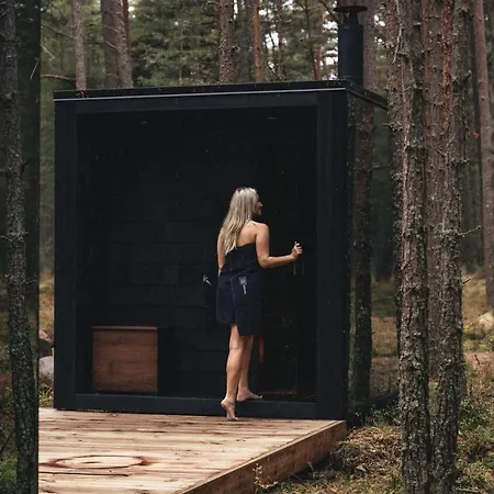 Oeoed Hoetels - Fika, Mysa , Skoent-with Sauna Rooslepa